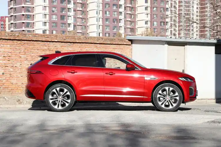 捷豹f-pace p340 r-dynamic se 2022款