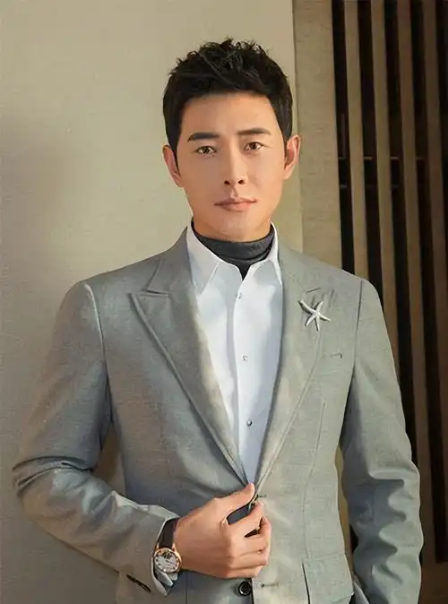 5位不显高的男星,看脸以为一米七左右,实际都是180 大高个