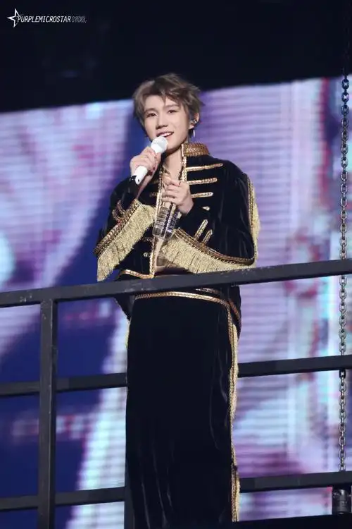 与王源十年璀璨共往##王源客厅狂欢巡演