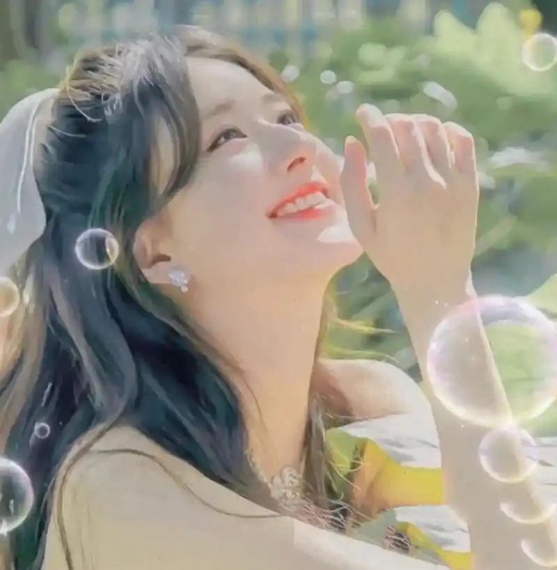 赵露思绝美头像1