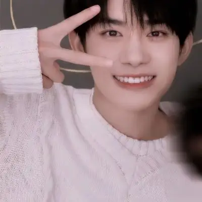 易烊千玺_男生头像_我要个性网