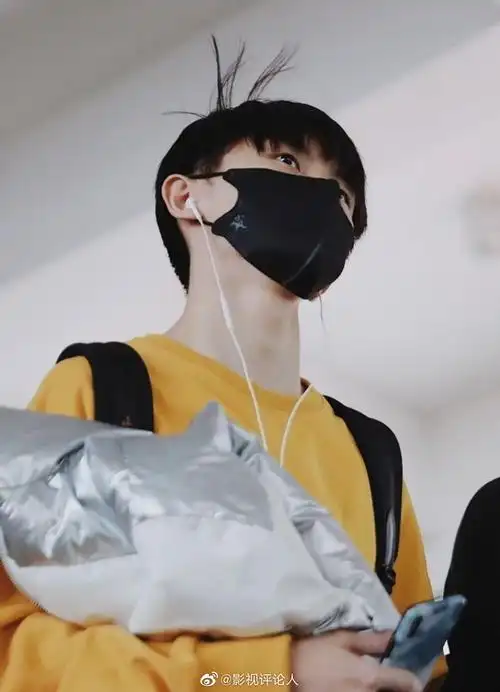 马嘉祺的小呆毛有他自己的想法～__财经头条