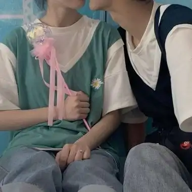 高清真人朱砂痣与白月光的情头照片,情侣头像图片