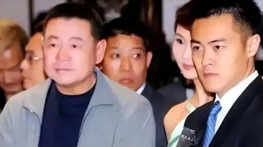 原创富二代自称工资5000后24灯全灭孟非你们错过了嫁入豪门