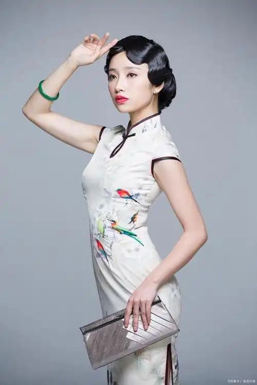 旗袍#旗袍是中国传统服装之一,具有优雅,高贵的特点.