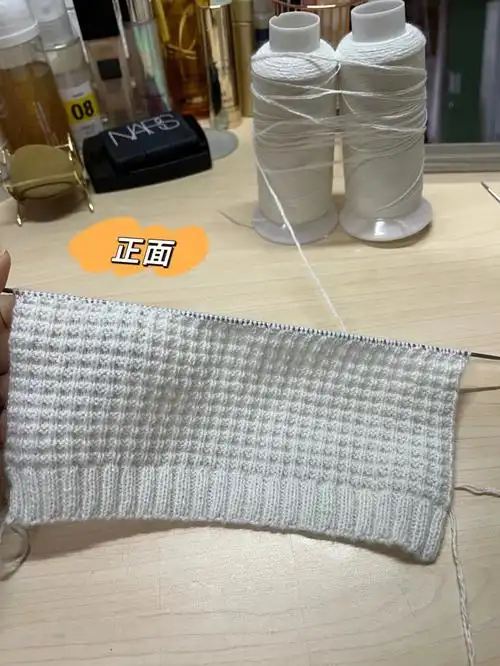 双螺纹织法会出现多针或者漏针,所以姐妹们如果要根据我的织起针数为6