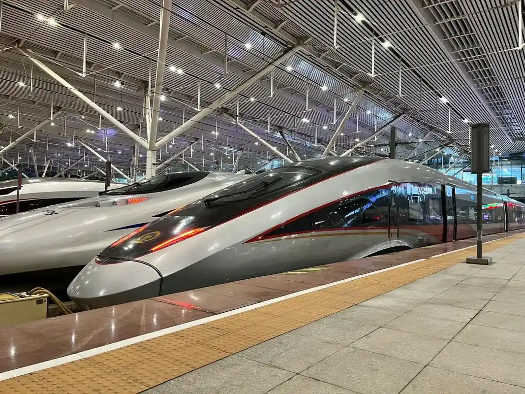 【智能动车】cr400bf-z体验,科技感满满 #复兴号 # - 抖音