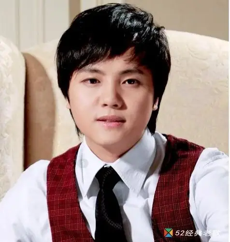 郑源歌曲爱情里没有谁对谁错歌词试听有感