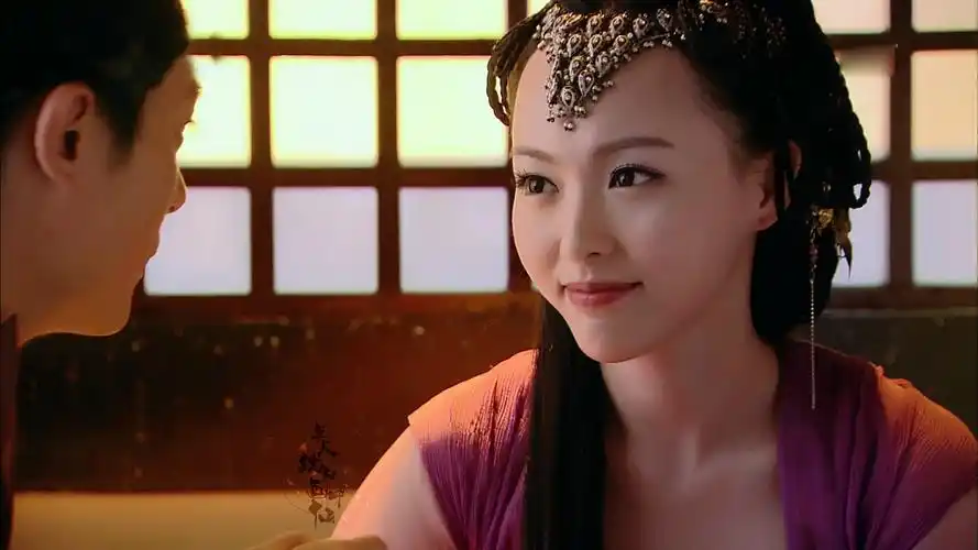 仙剑奇侠传三 紫萱 唐嫣 图源@美人犹似画中仙