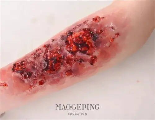 手把手教你打造超逼真伤效妆明明知道是假的我却看疼了