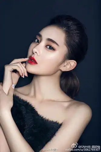 snh48-邱欣怡 明天,等你哦!小心触电