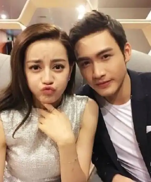 迪丽热巴与张彬彬