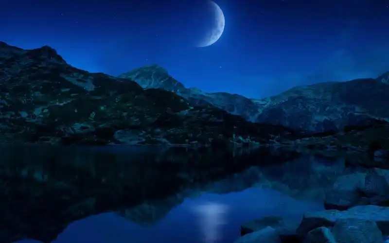 唯美的月亮图片 - 风景图片 - 设计帝国