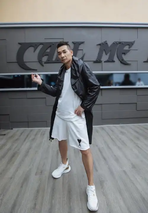 披荆斩棘的哥哥赵文卓剧照图片