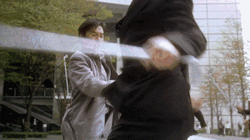 再加上帅气的郑伊健,和酷酷的张柏芝,在千禧年初,《东京攻略》的确是