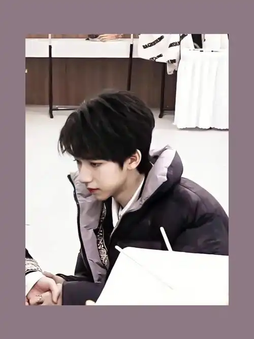 贺峻霖60神仙图片60巨推荐