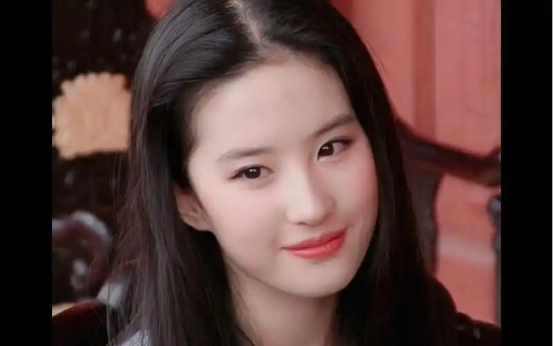 【刘亦菲】我也不想心动,可是她对我笑诶