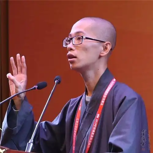 湖北十堰龙泉寺寂湛法师依《弥陀经》,《普贤行愿品》,阐述信愿念佛的