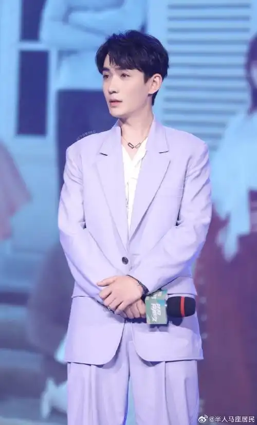 美人影帝朱一龙