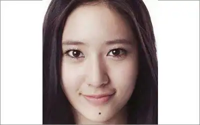 来看看下巴有痣的女人面相