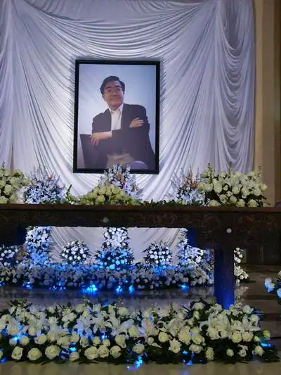 陈逸飞北京追悼会现场图片-2