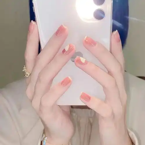 指甲图片美甲款式,指甲图片美甲款式流行(秋冬温暖治愈&显手白