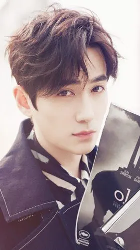 杂志锁屏朱一龙 - 堆糖,美图壁纸兴趣社区