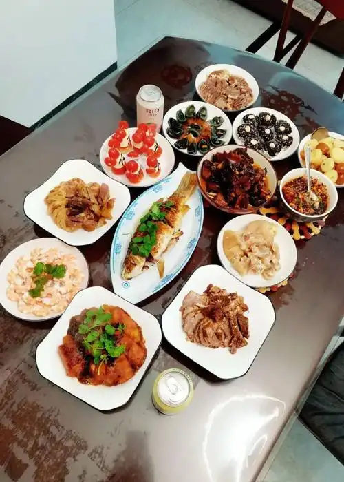 北方年夜饭还逃不出一个大字不仅如此——河南郑州切的随性下锅也下的