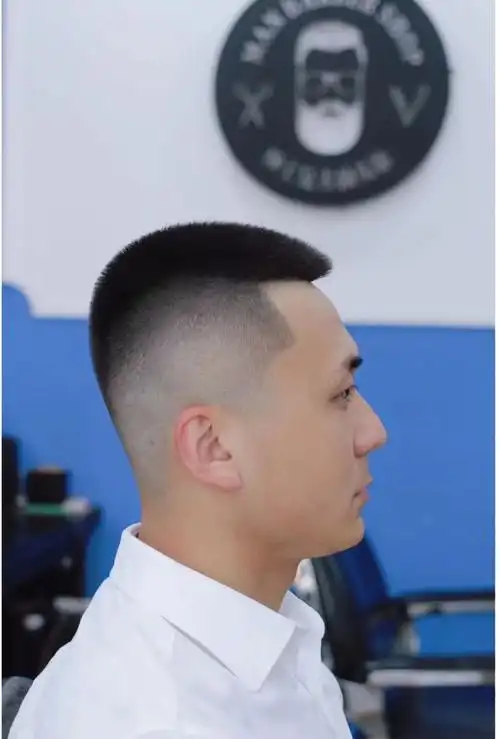 男士发型别乱剪看看这4种真帅气