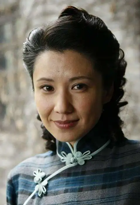 郝洋  女演员,毕业于上海戏剧学院,国内影视演员.