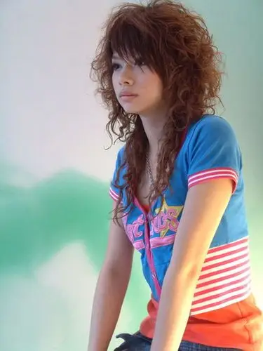 06年时尚可爱芭比烫(附图烫前,烫后)