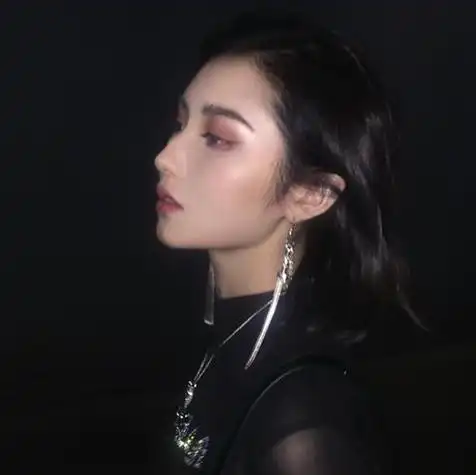 女生头像成熟图 高冷 女生头像图片大全 -【爱个性】