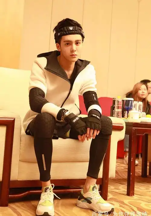 继倚天屠龙记之后曾舜晞的又一新剧来袭