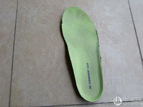 可以看见500km之后有个脚印出现了,哈哈