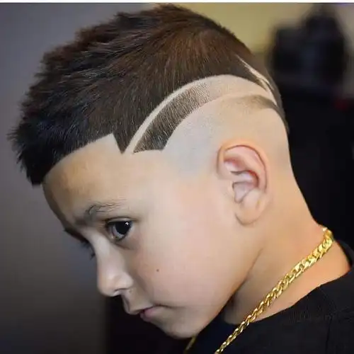 清凉还帅气简单又帅气的男童发型3-8岁小男孩发型 最新小帅哥发型1