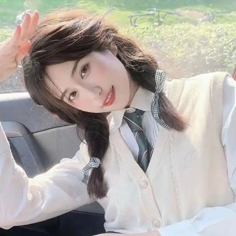 女生淡雅优质微信头像 女生淡雅优质微信头像