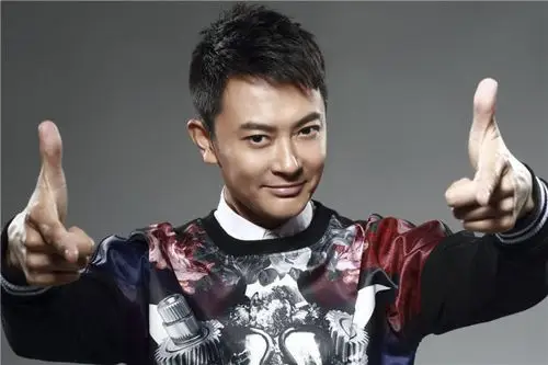 "四大小生"印小天:百变的戏路,不变的好男人