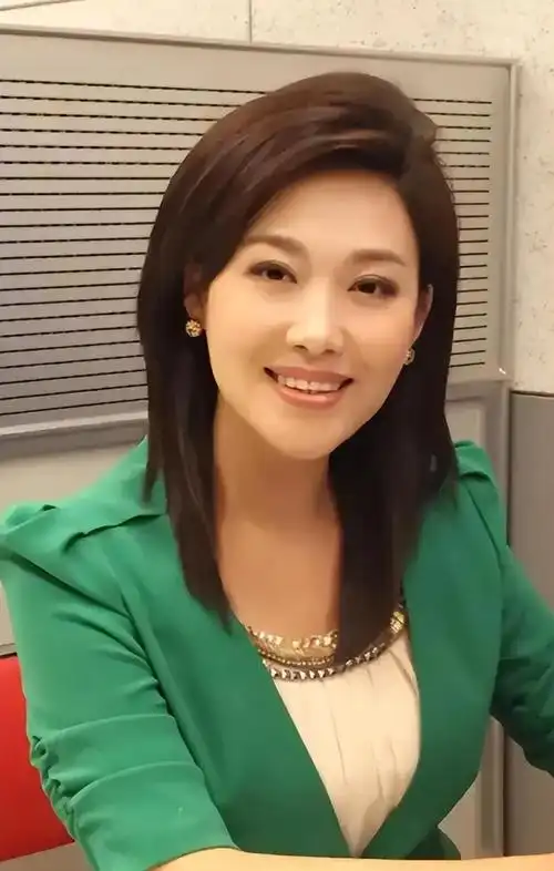 宝晓峰个人简历 老公是谁