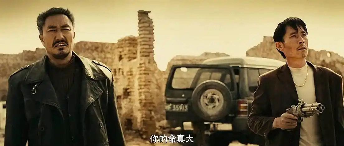 那一把熊熊燃烧的火焰焚尽了无人区的黑暗点燃了人性的光辉