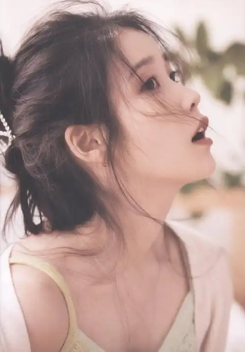 iu##李知恩