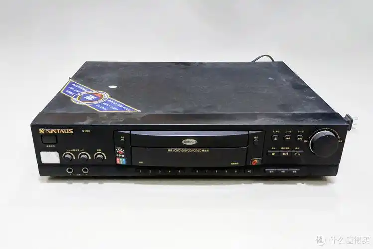 魔改使用的是车库一直压仓底的金正vcd,好像是老爹第一次工资买的