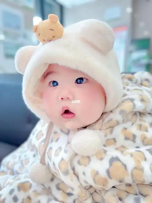 别赞不然你会接到单眼皮小眼睛的宝宝