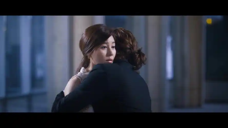 《宠物情人》是由lotte entertainment发行的爱情喜剧电影,由金炳坤