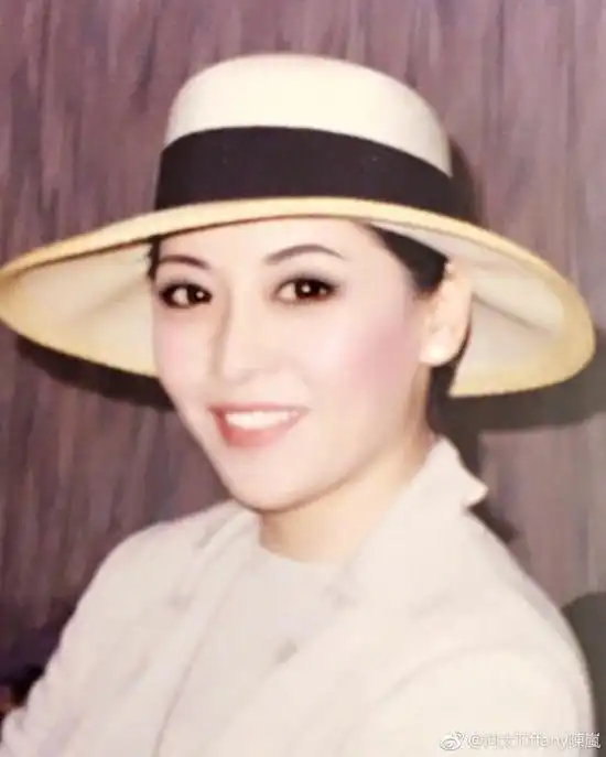 向太陈岚发文力挺黄晓明:你人善被人欺是人之常情