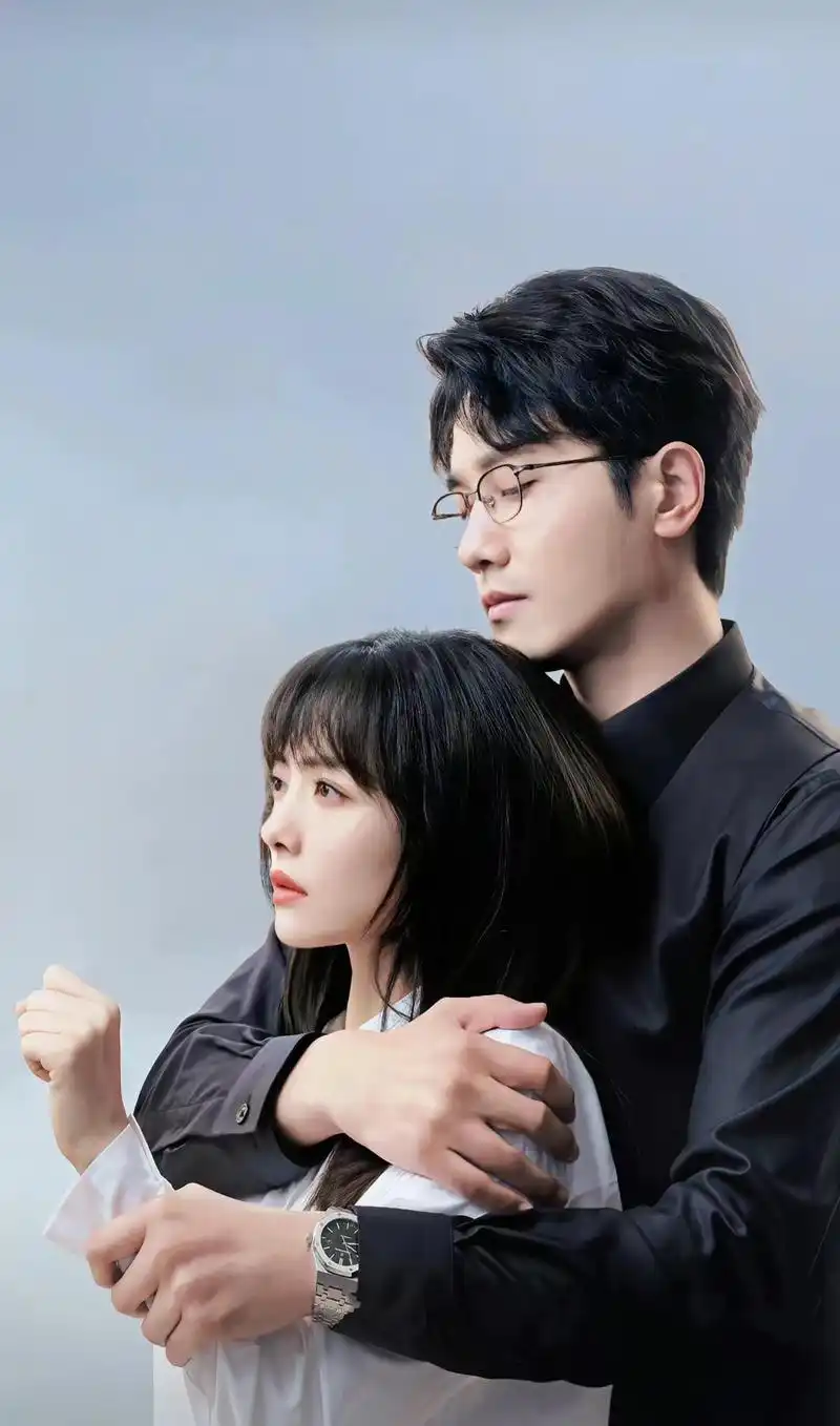 继阳光之下后,彭冠英蔡文静新剧不期而至定档,网友直呼过瘾!