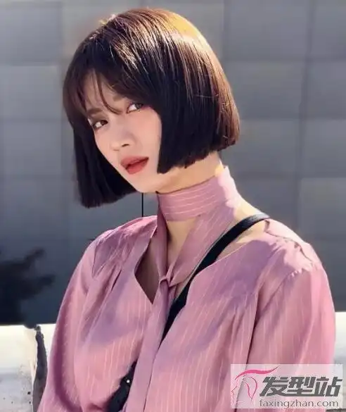 适合女生剪的短发发型齐脸短发显脸小超减龄