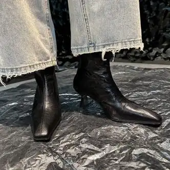 零度e族羊皮版法式小踝靴瘦瘦靴高跟短靴女秋冬方头切尔西靴黑色单里