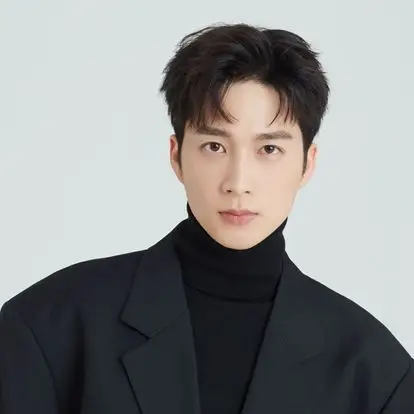 徐凯鑫,中国新人男演员,参演作品《地球脸红了》《恋恋江湖》.