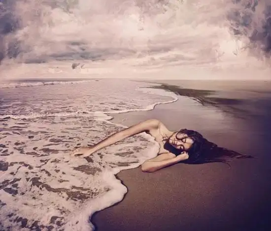 好女人得到好评,坏女人得到一切