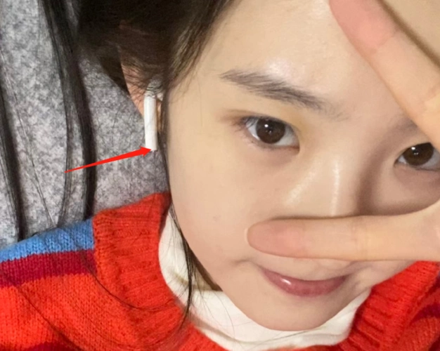 张艺凡纯素颜照被疯传失去美颜滤镜的待遇颜值高低很明显